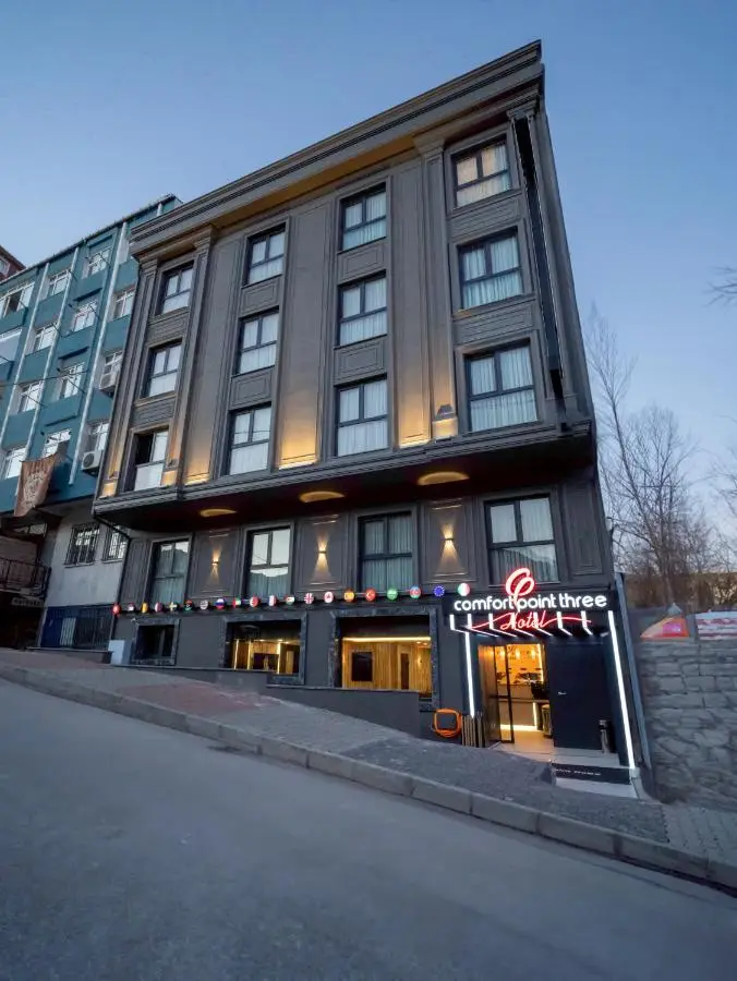 Modernlux Hotel