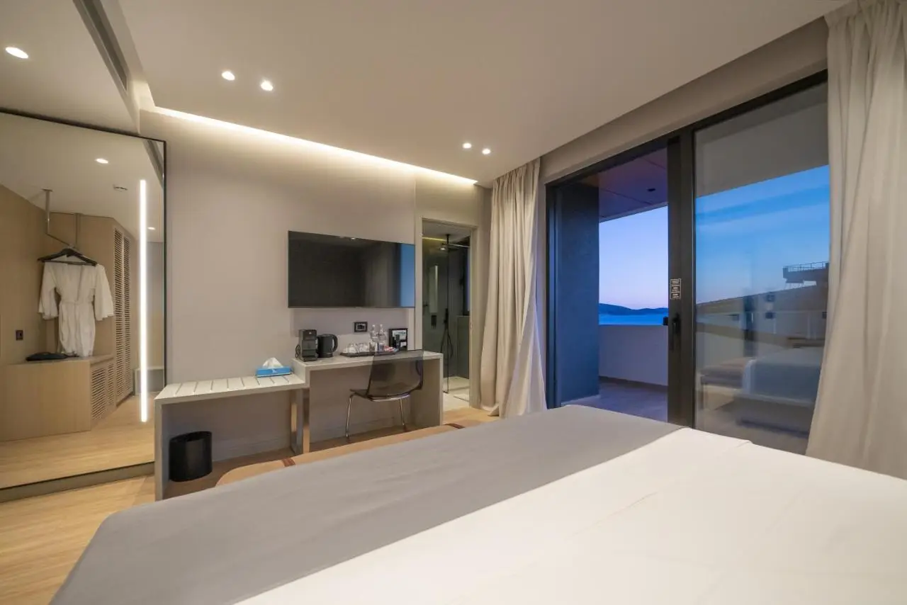 AlYACHT Premium Hotel