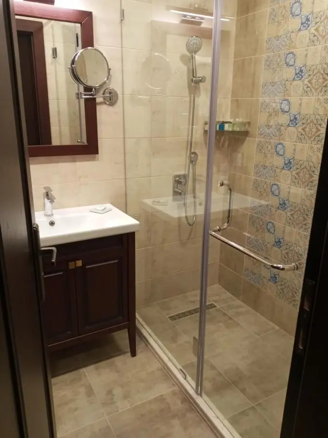Macara Sheki City Hotel