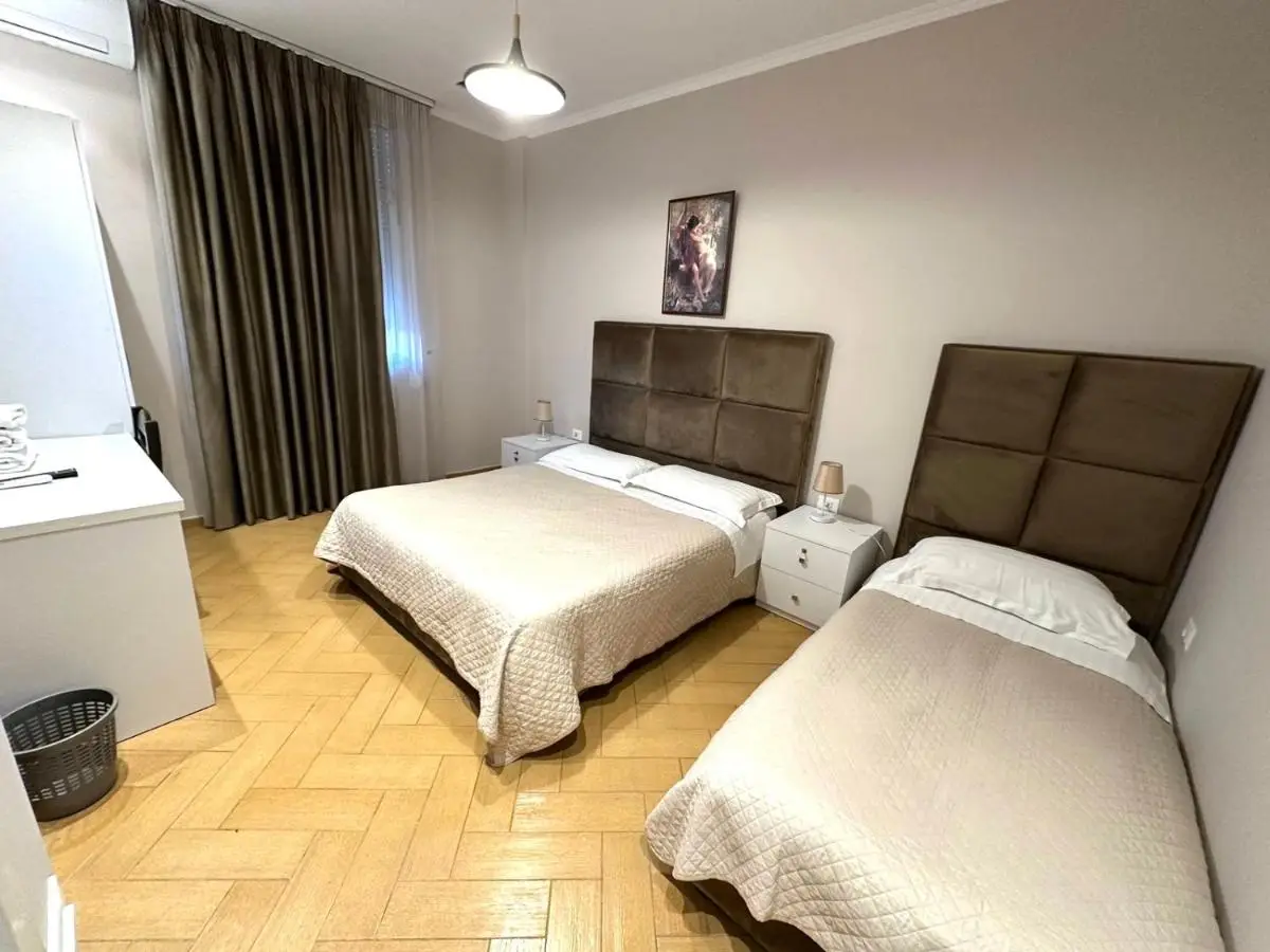 HOTEL NOBEL CENTER