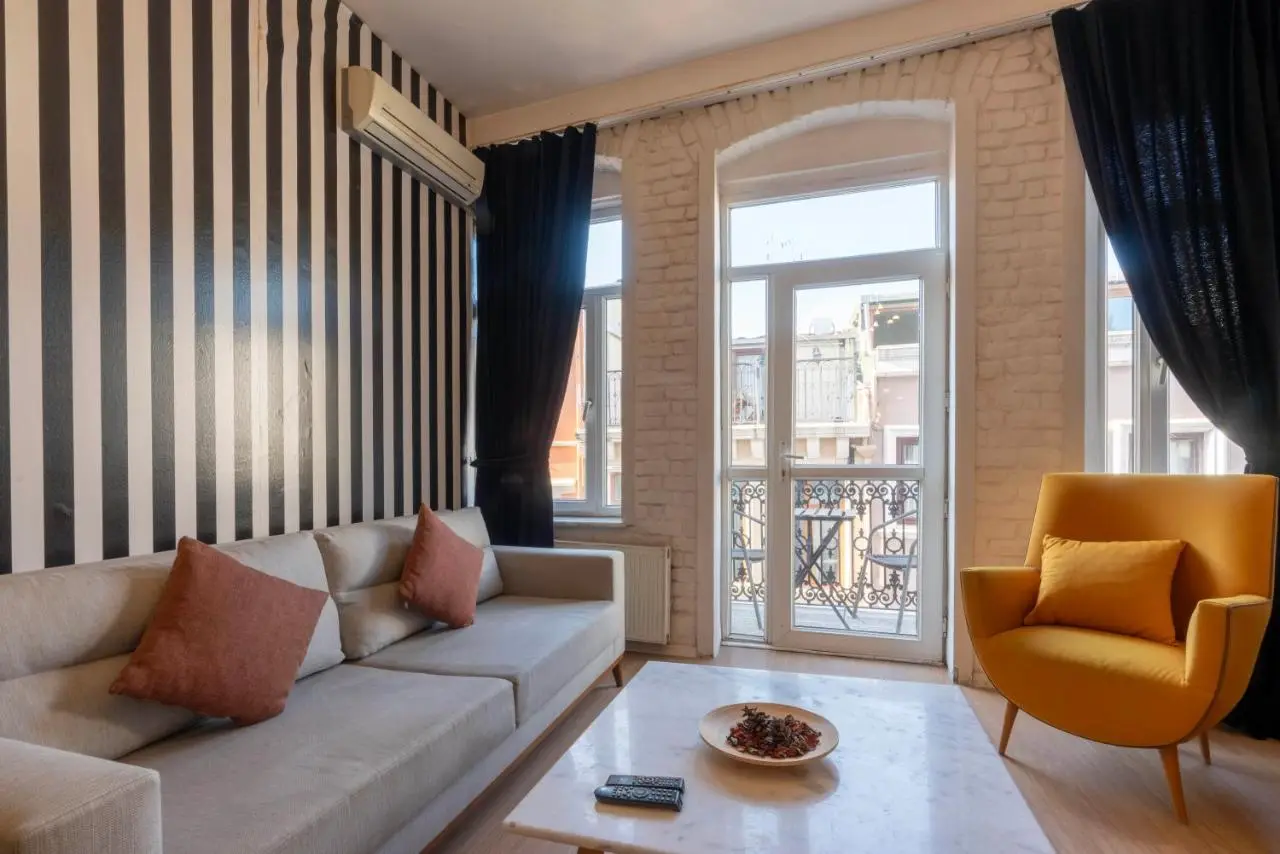 5 Apartment Galata