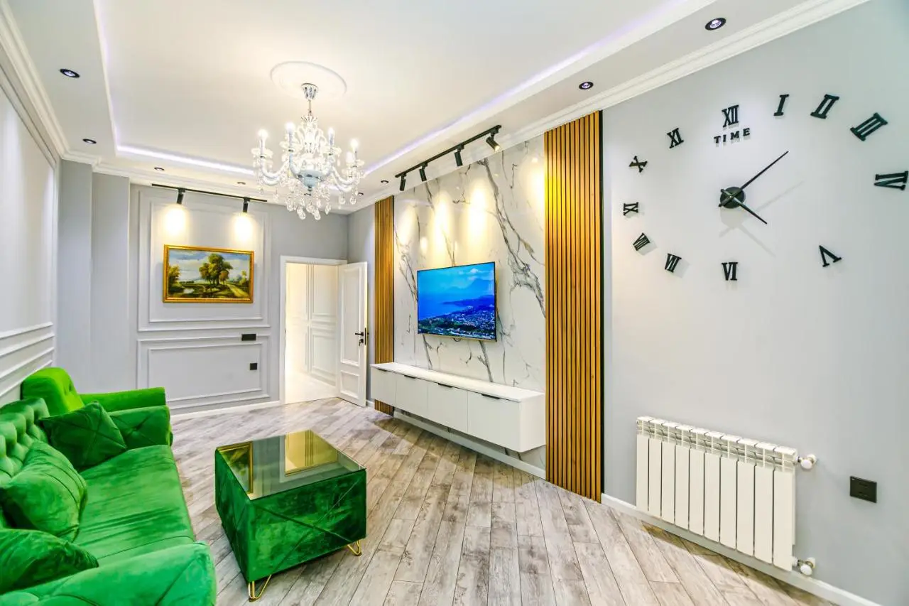 Sahil Skyline Suite Apartment by Baku Housing