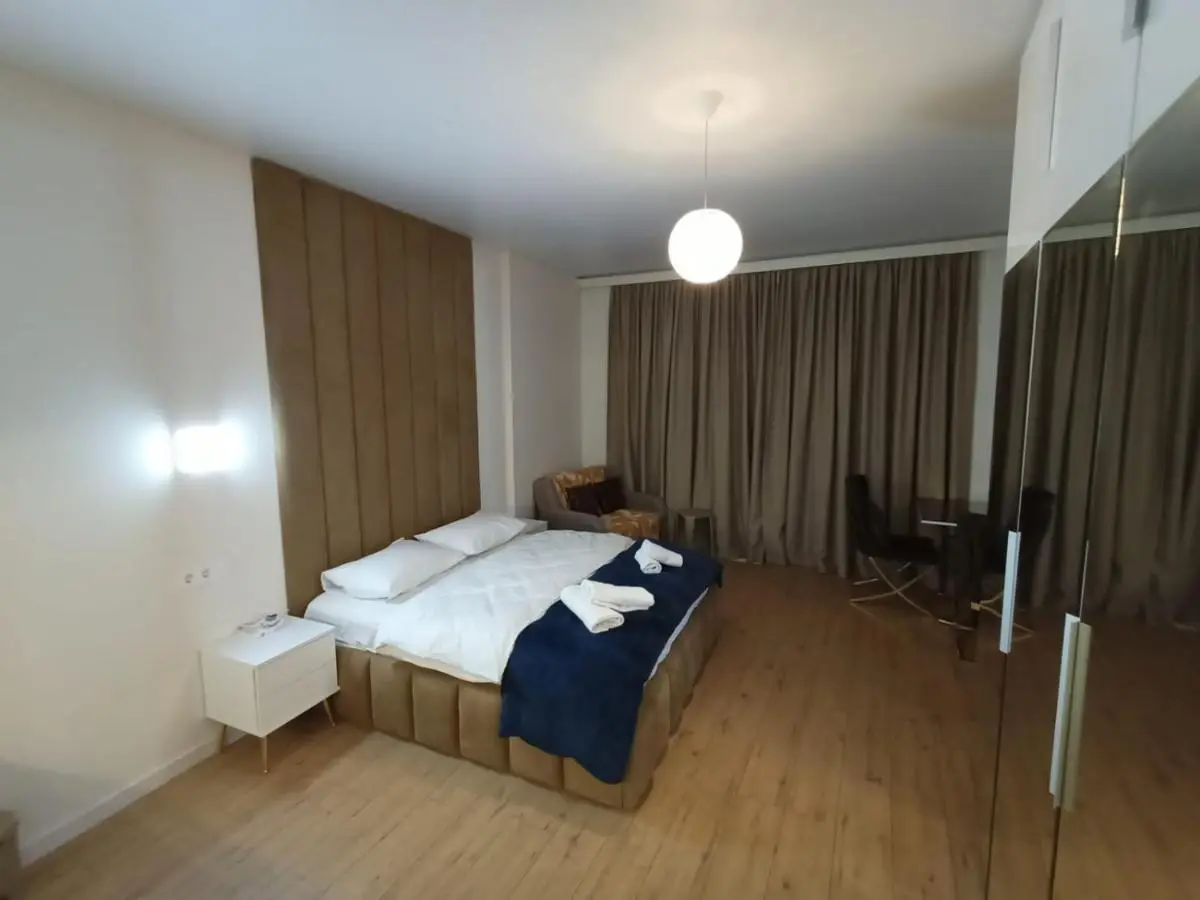Solo Visit Apartments 1710 B