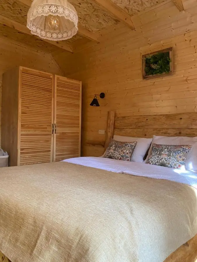 EcoCottage Didi Mindori - Among the Pines