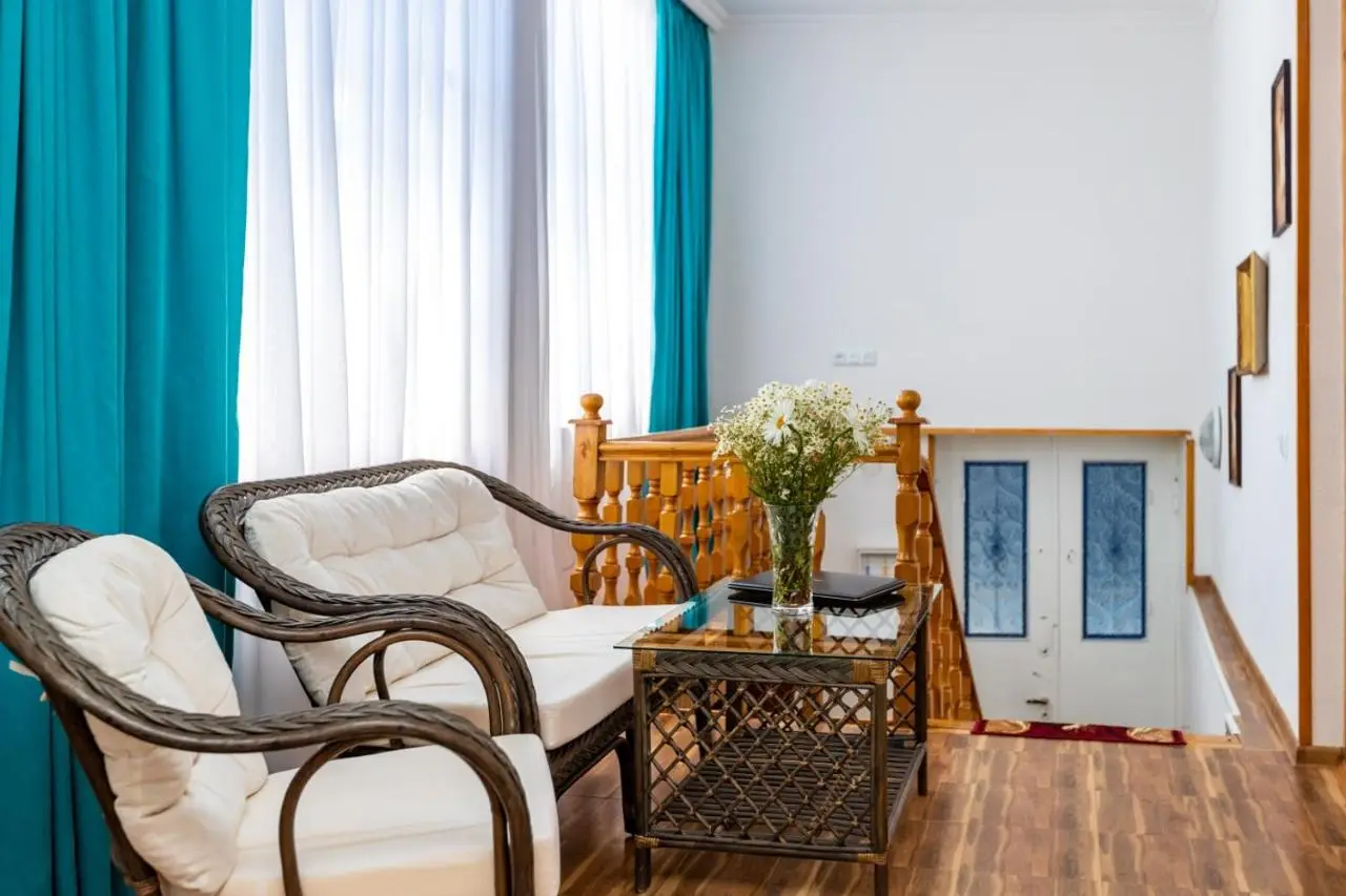 Guest House Nana