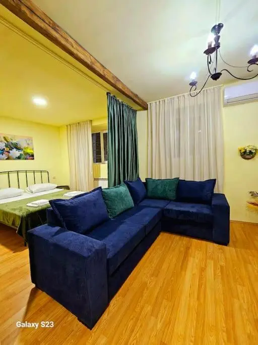 Apartment in the old district (Bread Square)
