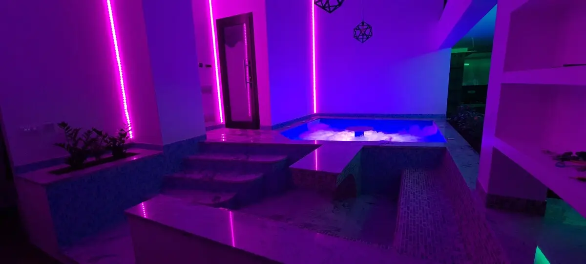 Luxury apartment with sauna and pool