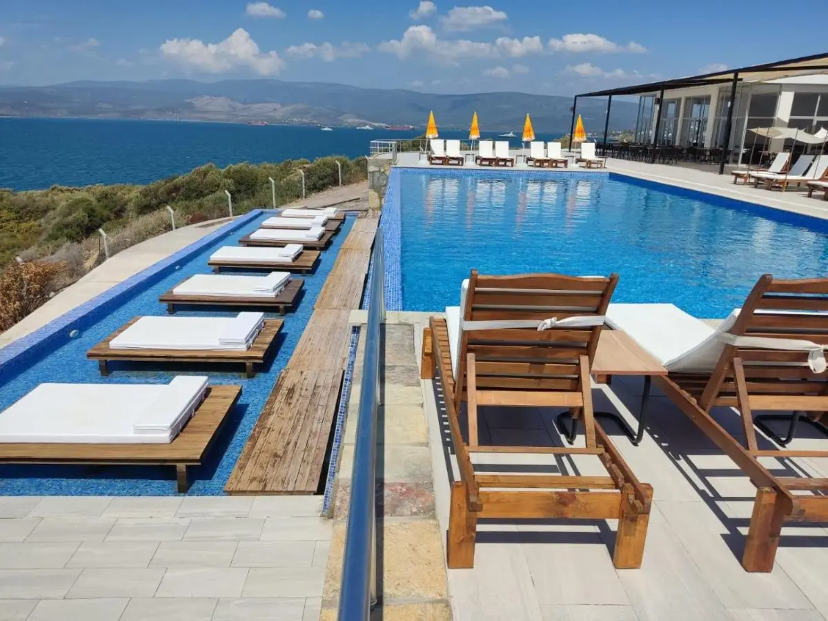 Ni Marin Hotel