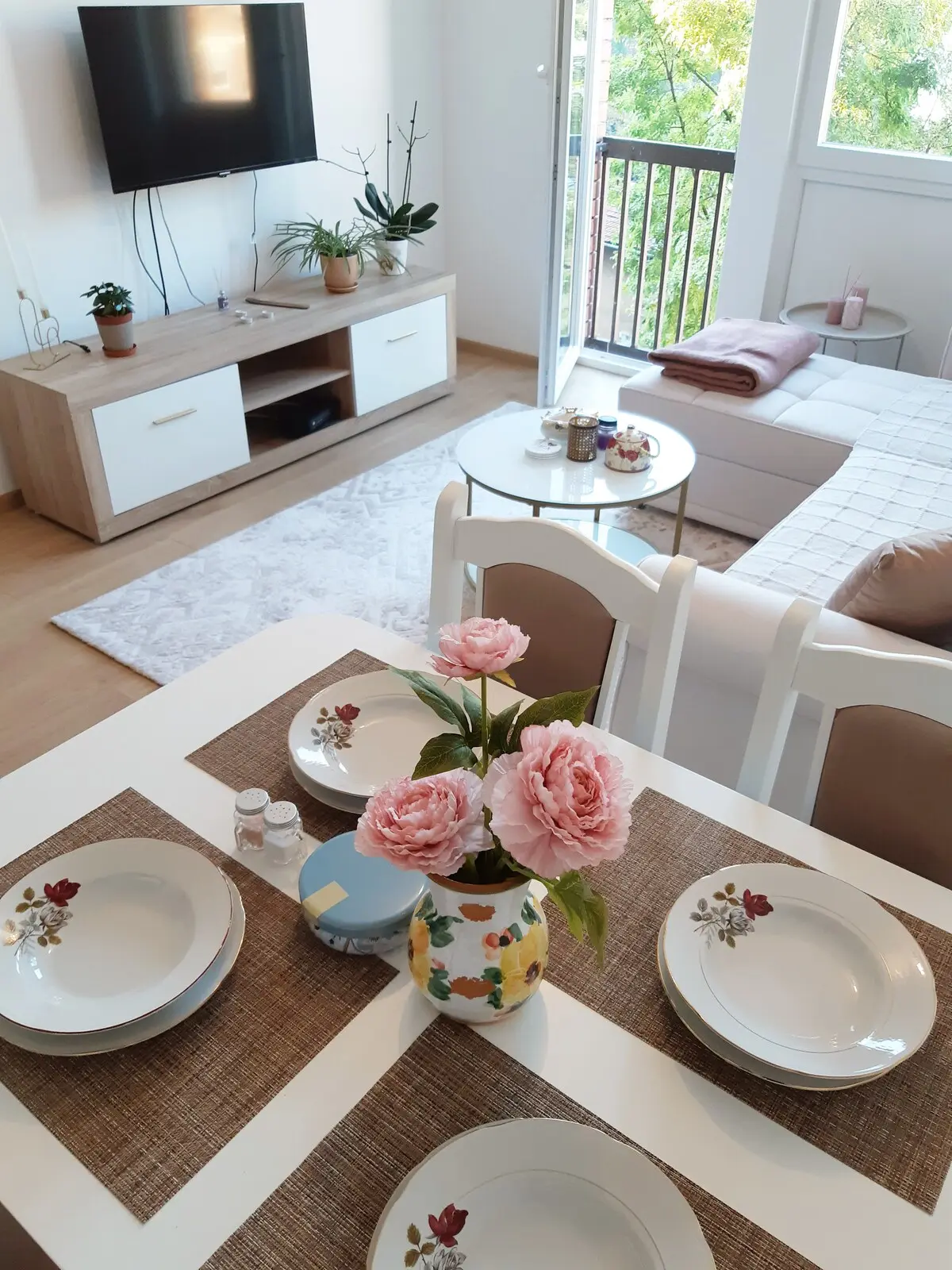 Cozy studio apartment in the Center of the City
