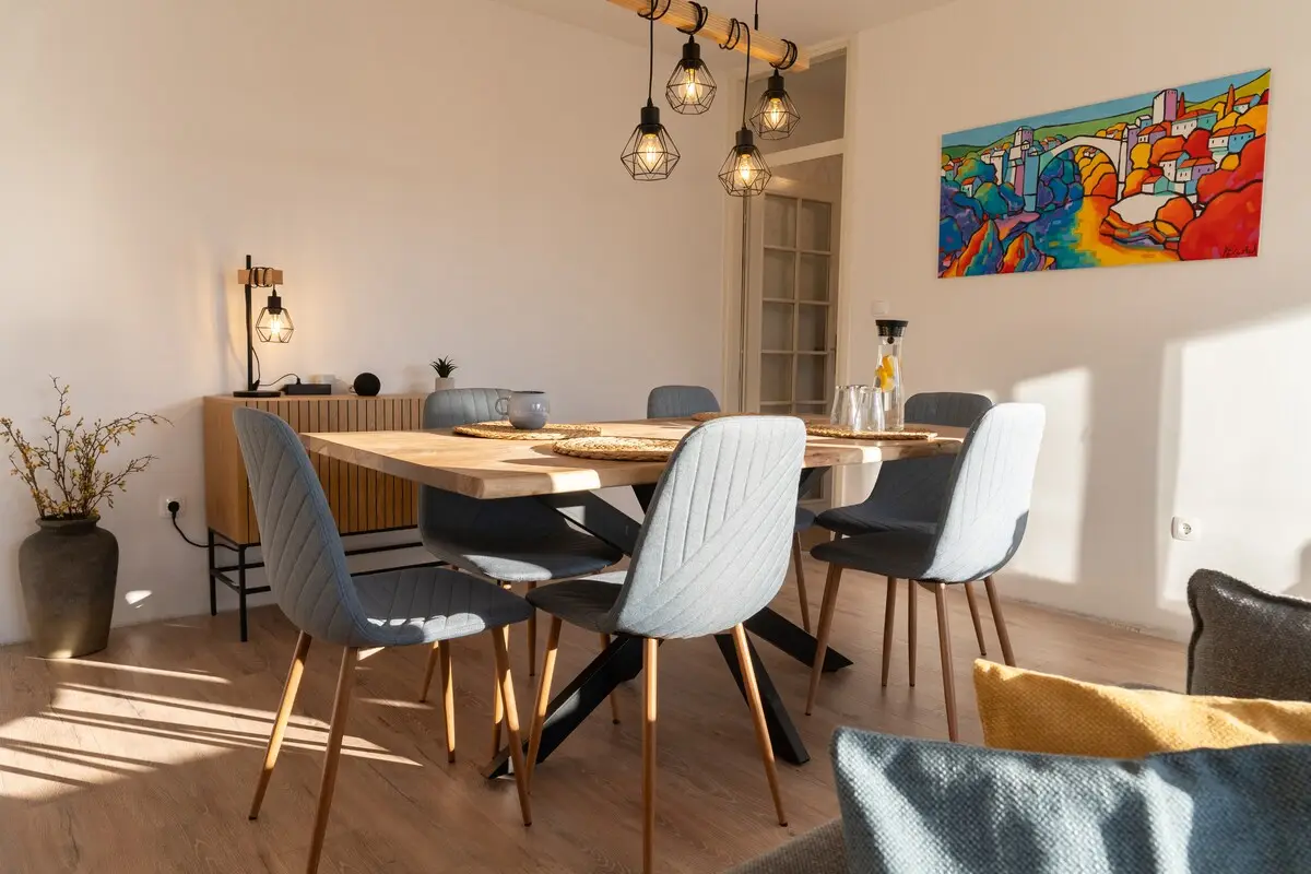 Mostar City Center: Chic Comfort & Mountain View