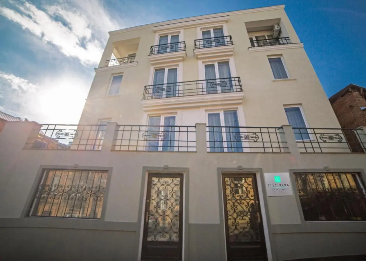 Hotel Kera