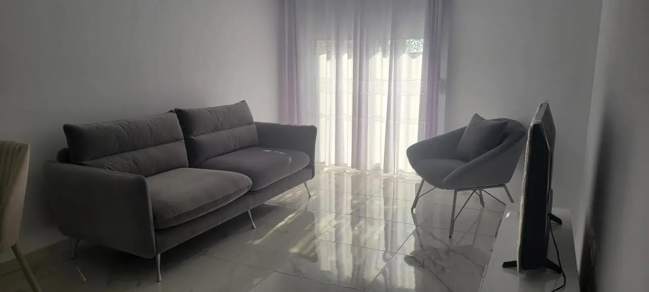 Lightside Apartment