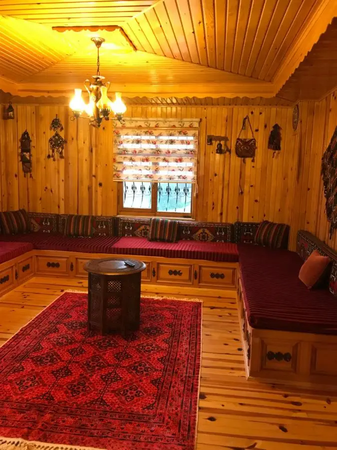 Uzungöl Ensar Dağ Evi