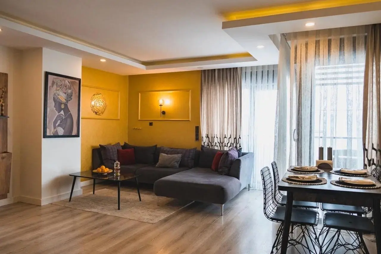 ONLY ONE Suites & Residences
