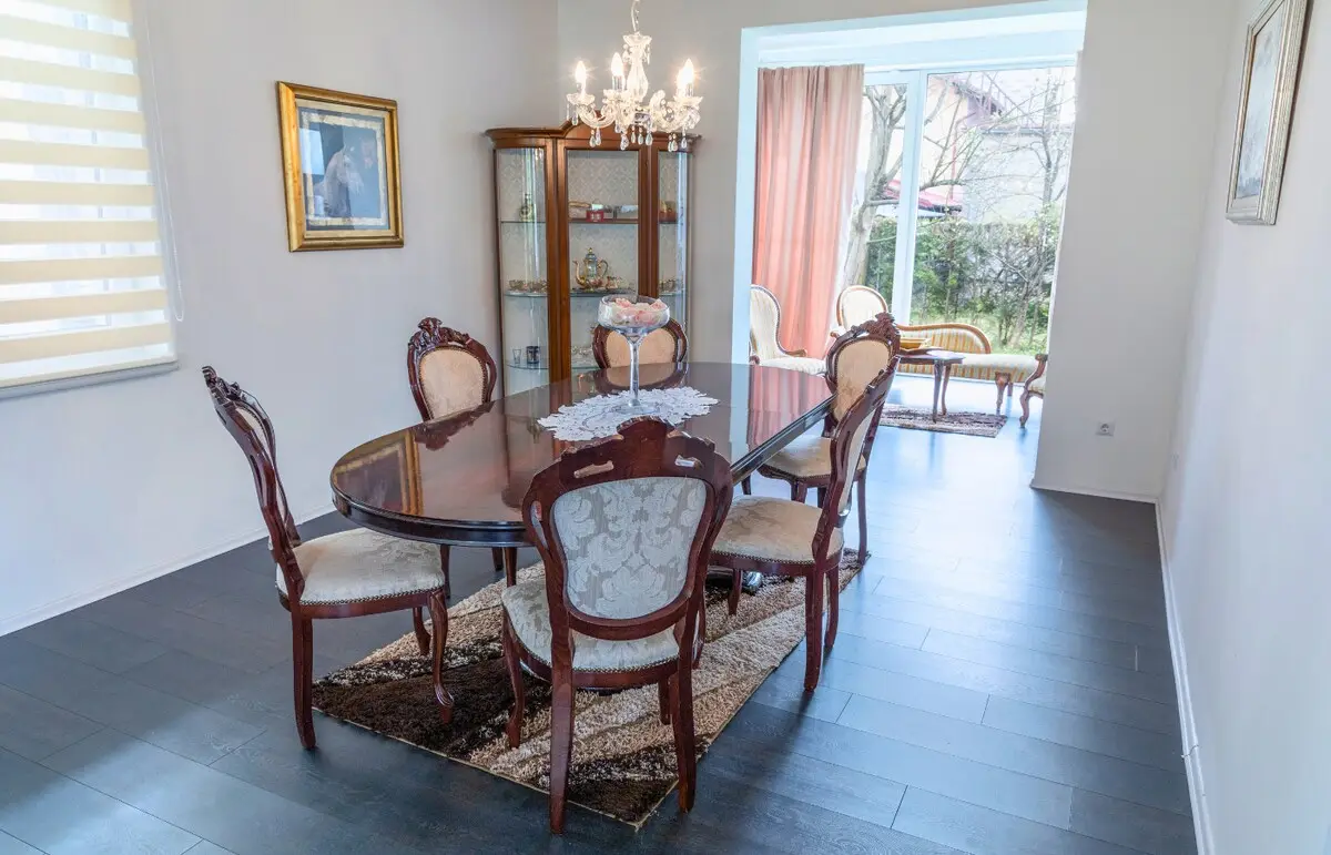 Cheerful and luxurious villa near the Una River