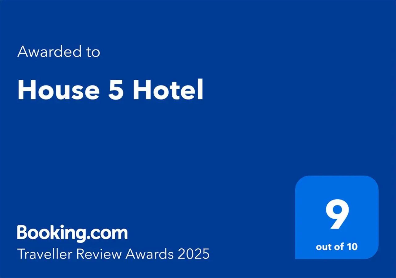House 5 Hotel