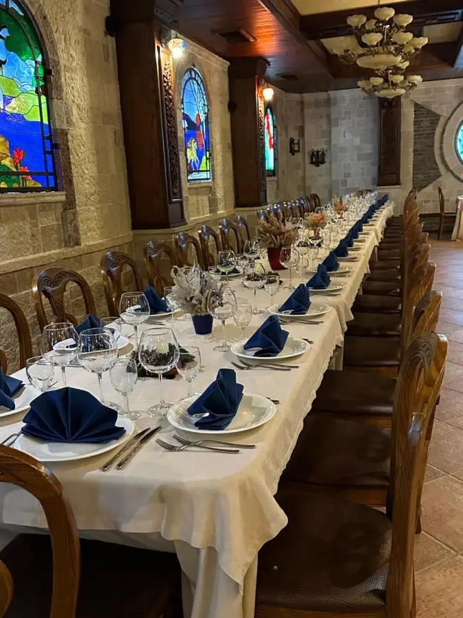 Dinasty Hotel