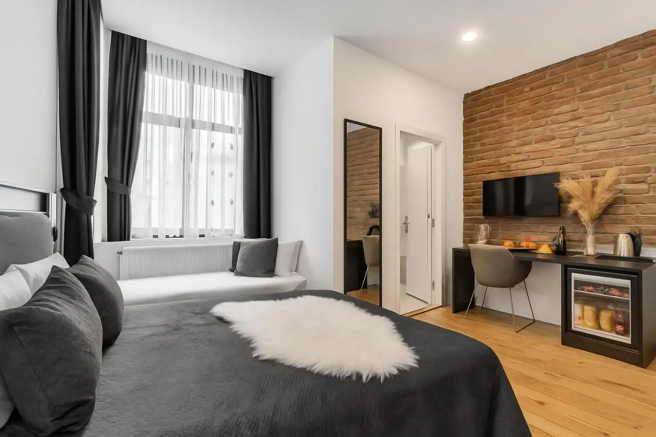 Big Urban Stay Taksim &With Sea Vıew