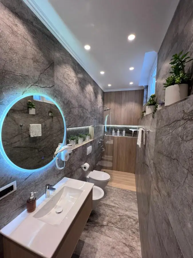 White Star Villa - Studio Apartments with Parking