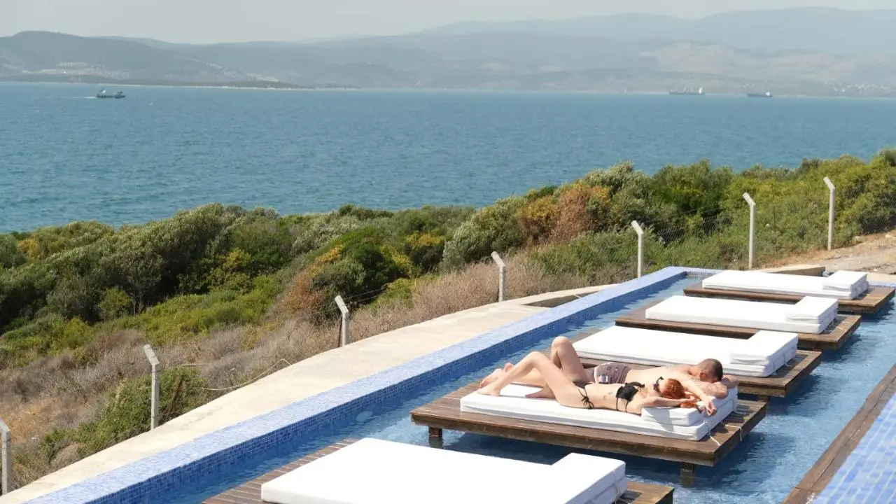 Ni Marin Hotel