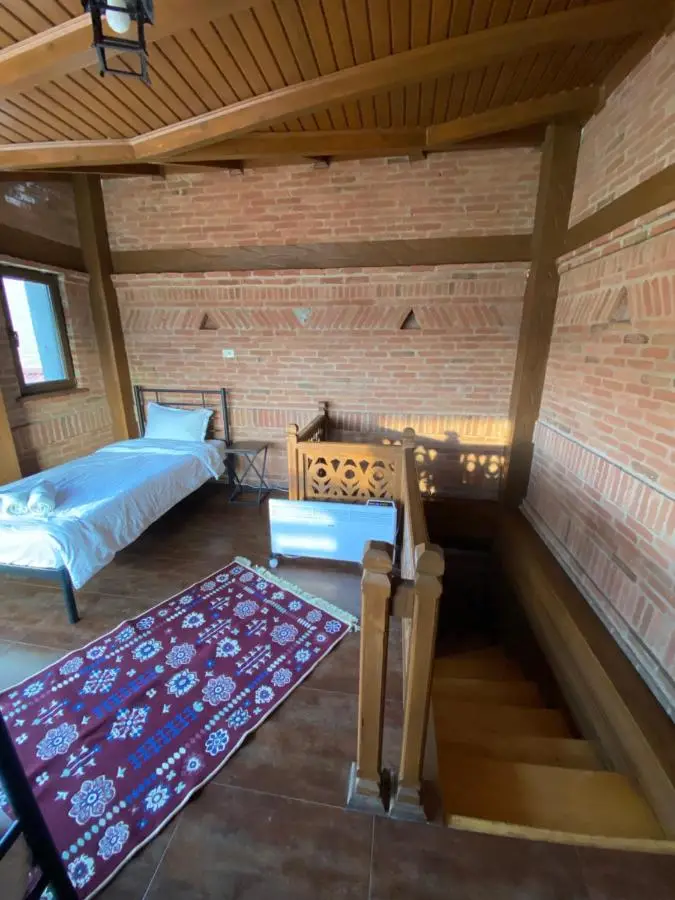 Hotel Ananuri