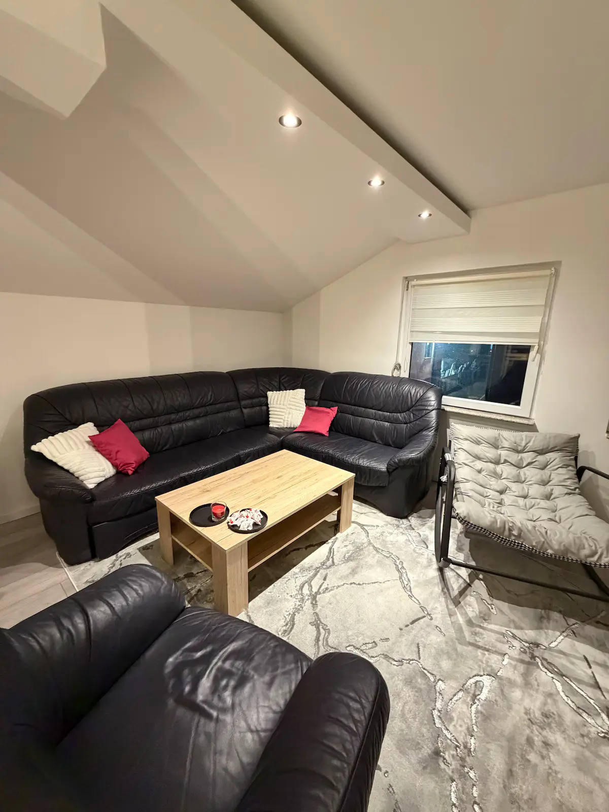 Sweet apartment with garage
