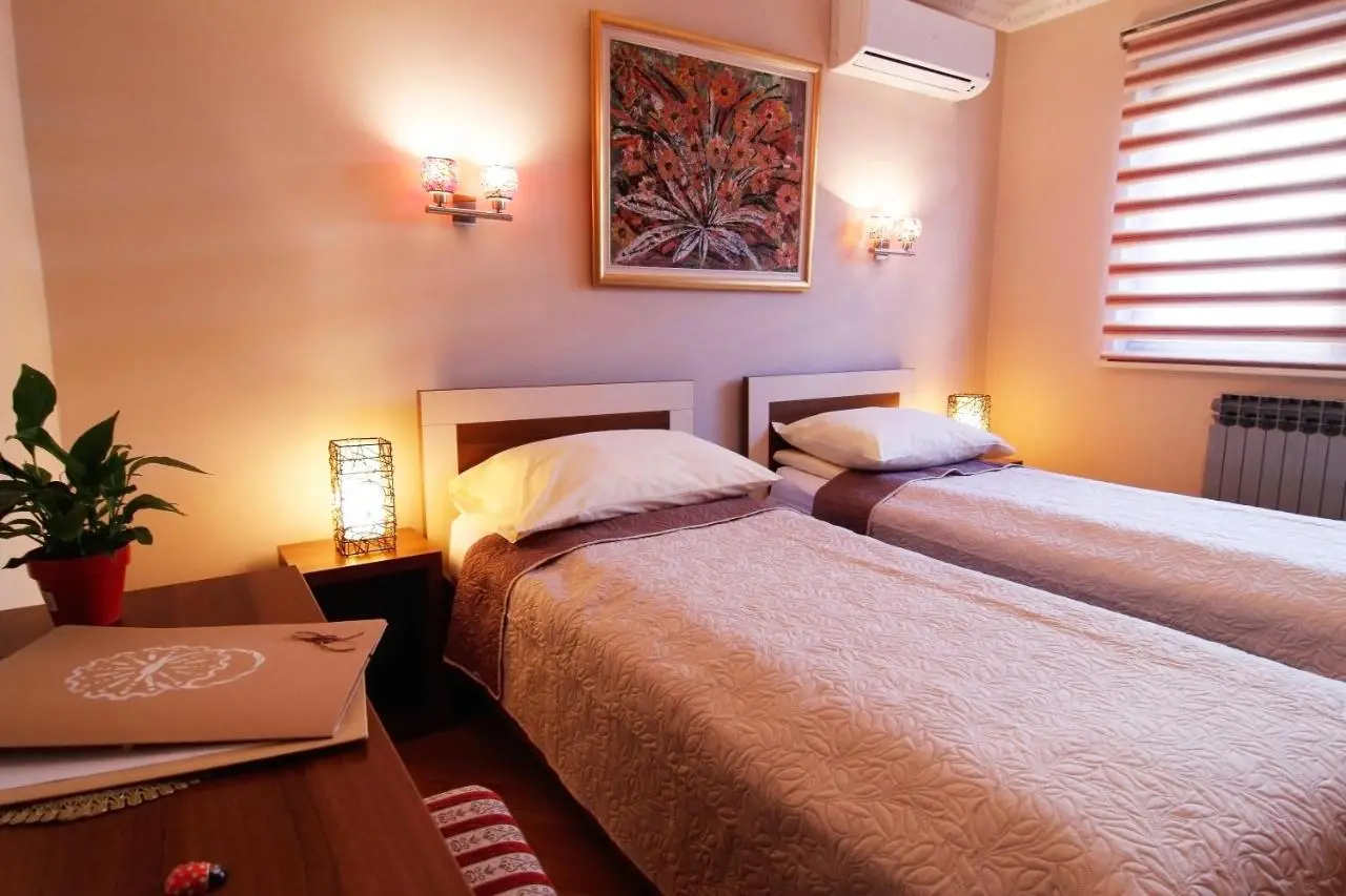 Le Petit Prince Guesthouse Free Gated Parking