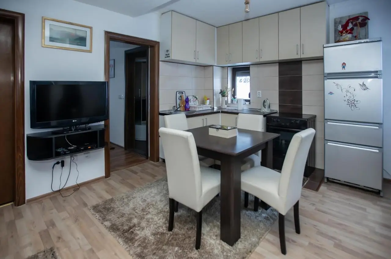 Apartment T&T