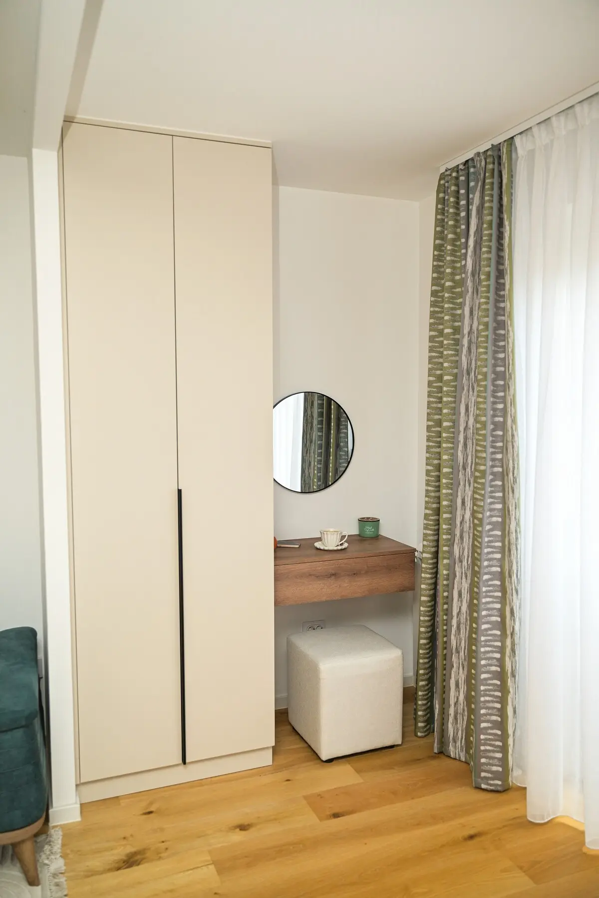 Stylish Apartment + Garage/Near Airport & Sarajevo