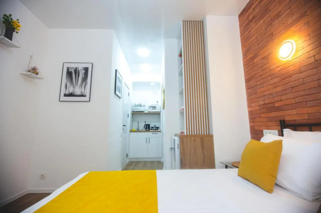 Holiday Rooms 5