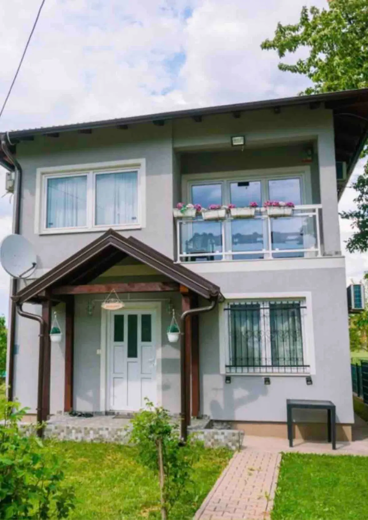 Sweet family home, a new and beautiful villa