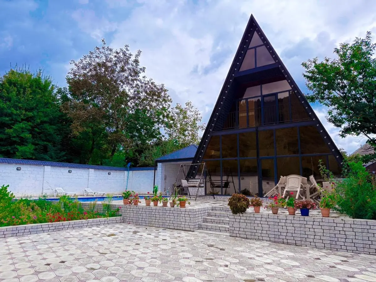 Qafqaz Riverside Chalet