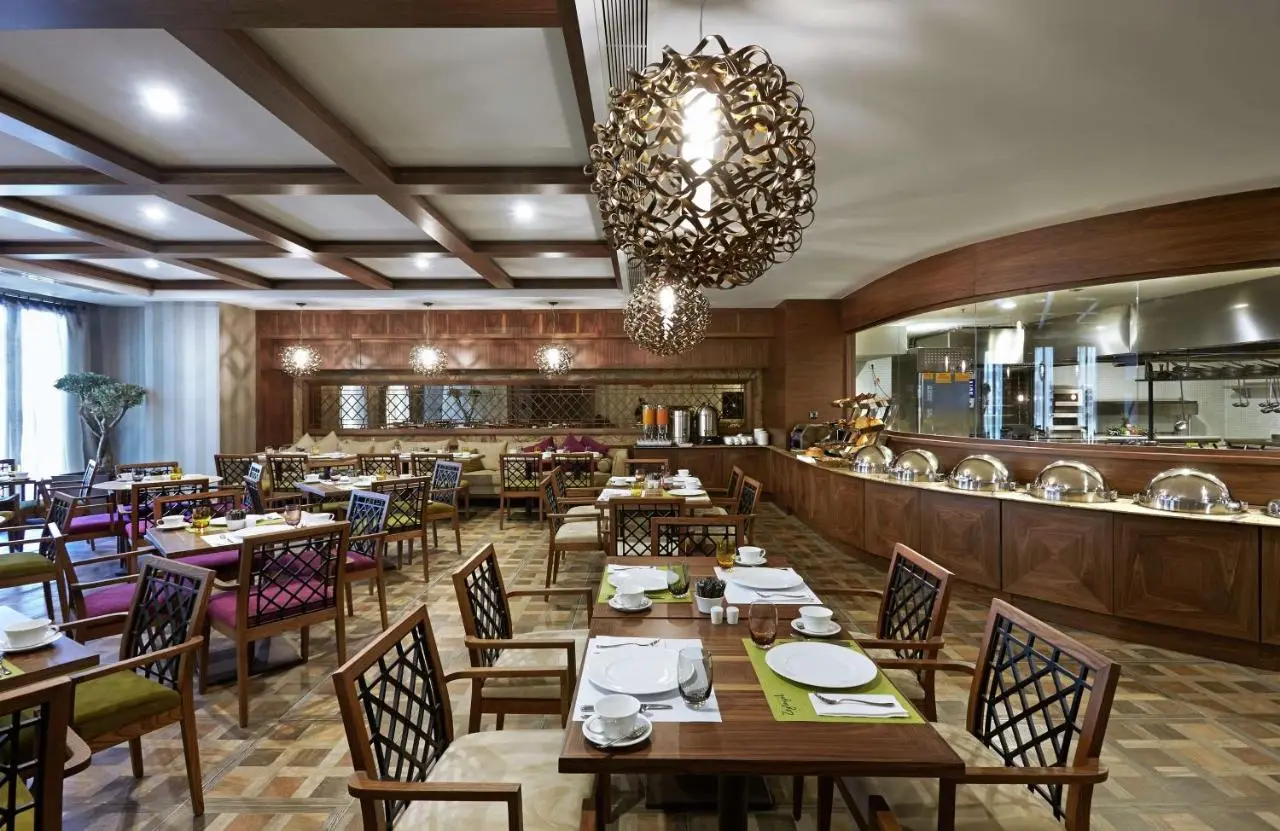 DoubleTree by Hilton Istanbul Gayrettepe