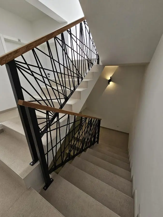 Apartmani Leženić M