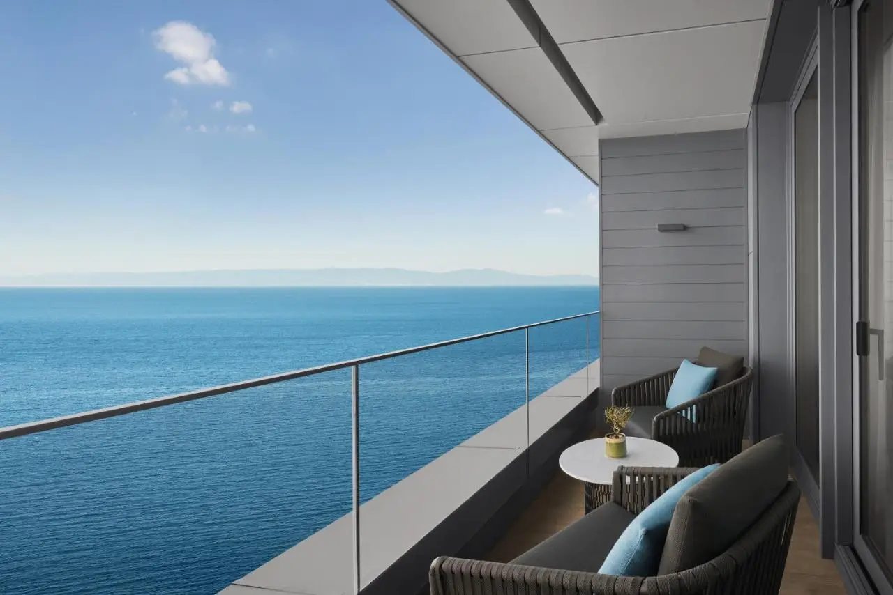 JW Marriott Hotel Istanbul Marmara Sea