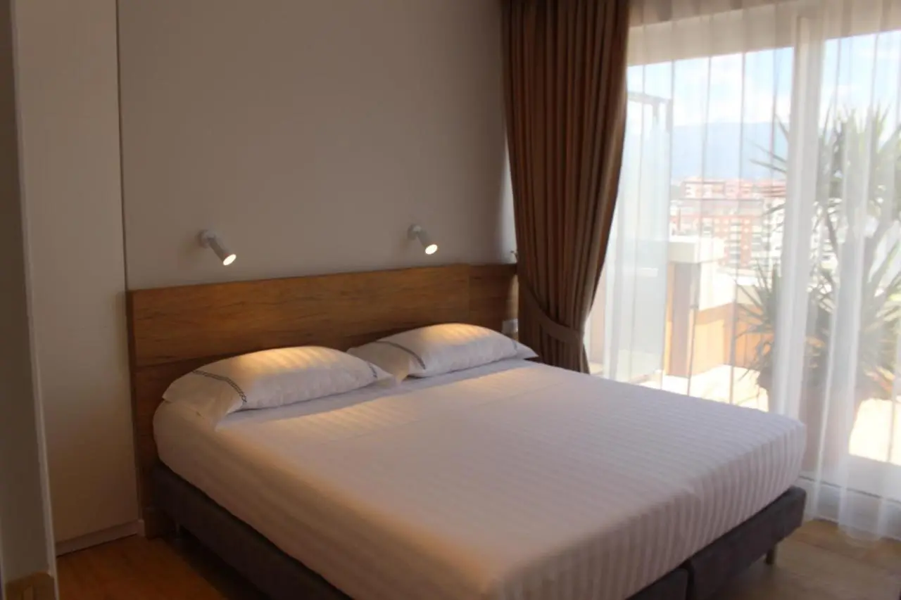 Tirana Terrace Apartments, near the Lake Park