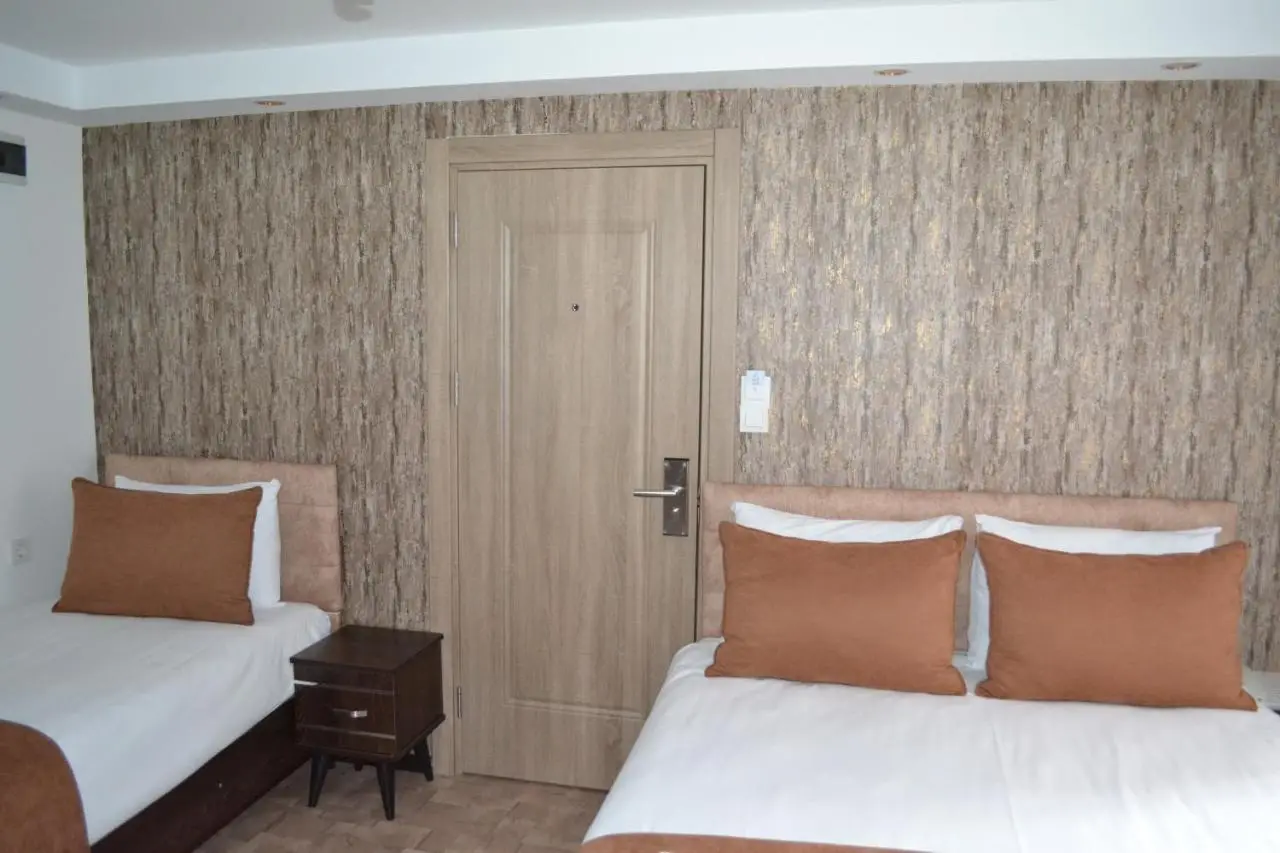 HOTEL GLOBAL 2022