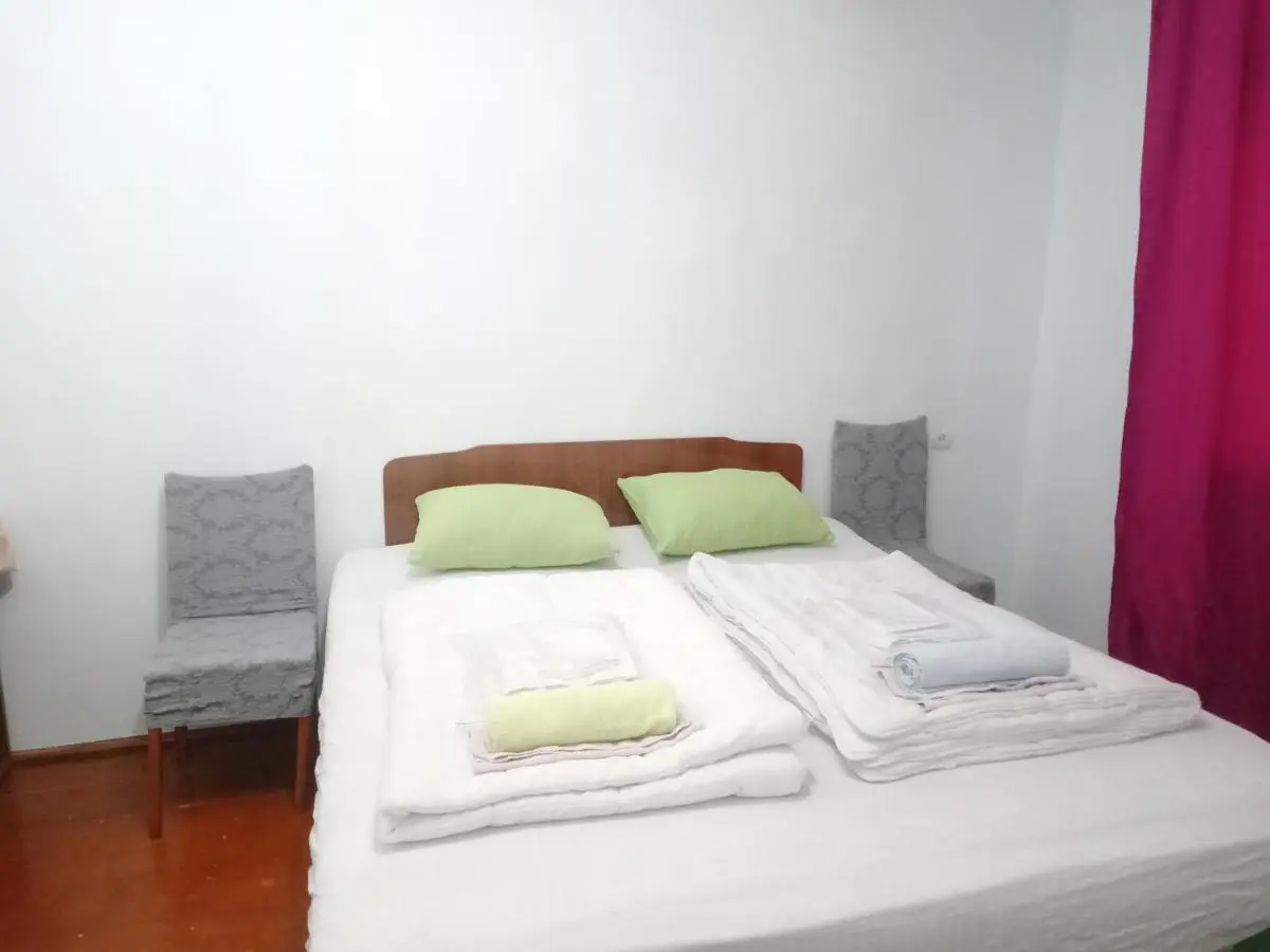 Canal Hostel