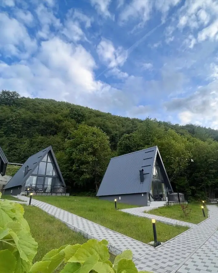 Klek 77 Luxury Chalets near Jahorina