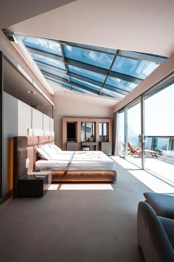 Splendor Hotel