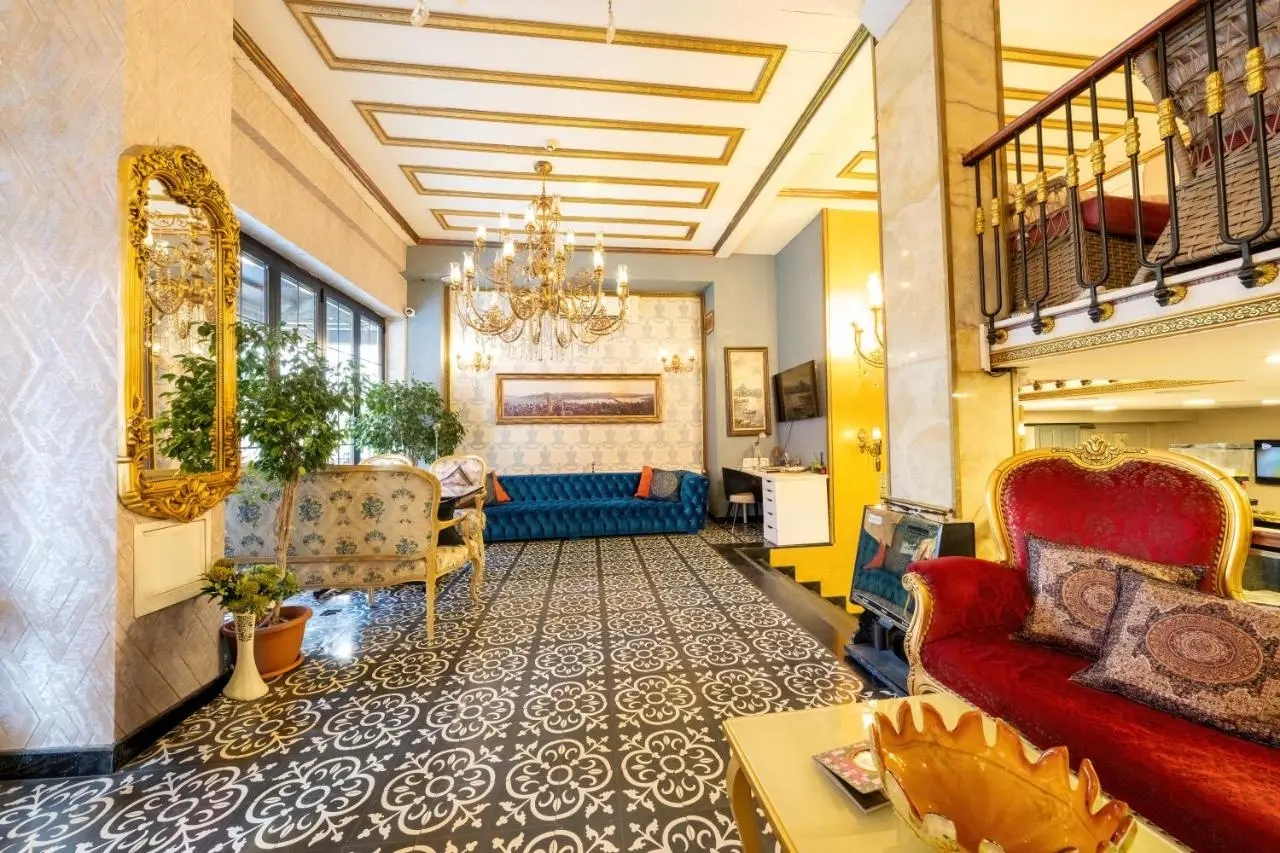Diamond Royal Hotel