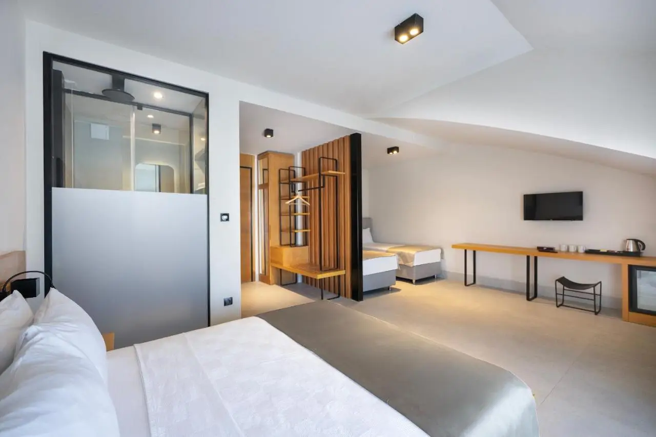 Lei Hotel