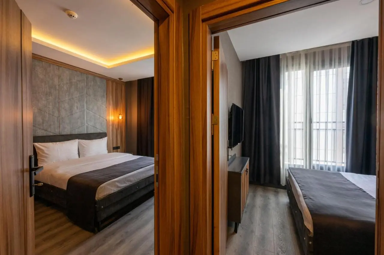 The Nirvanas Hotel