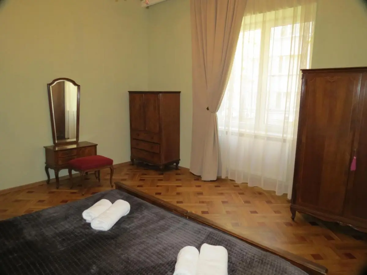 Three Rooms Apartment