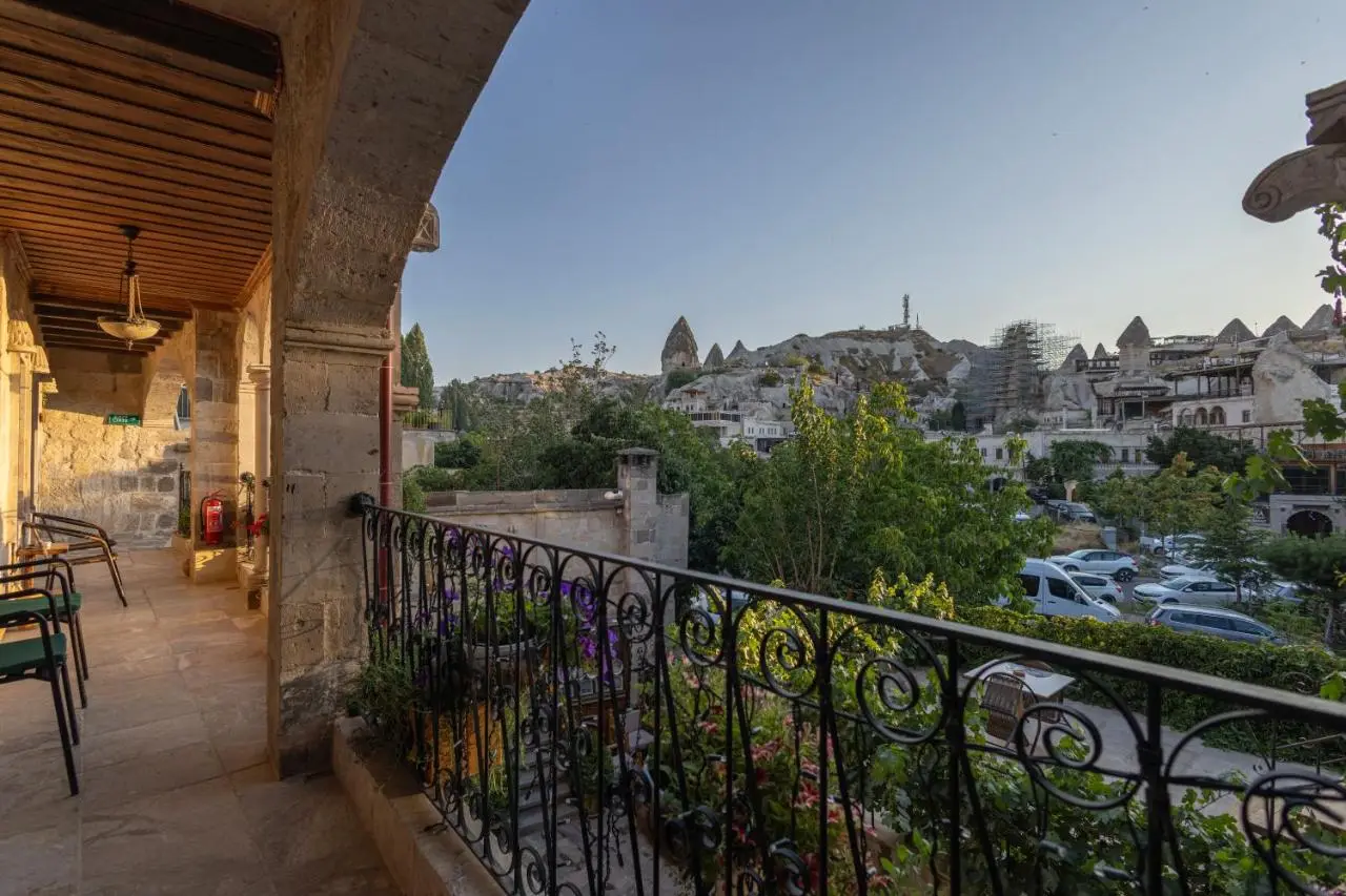 Aren Cave Hotel And Art Gallery
