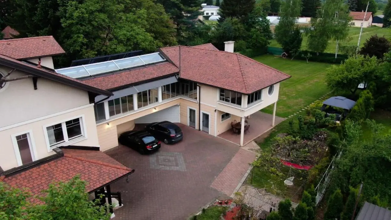 Great Lane house