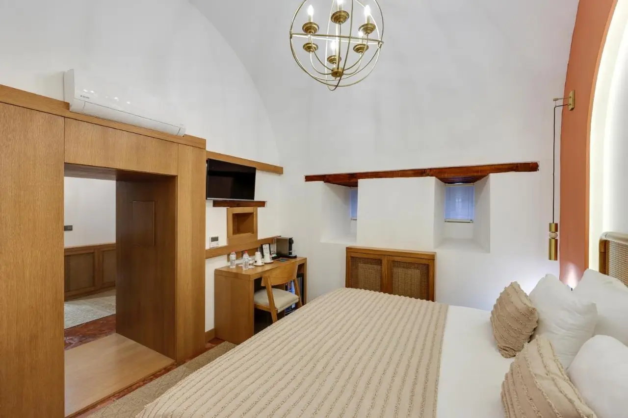 Silk Road Museum Hotel