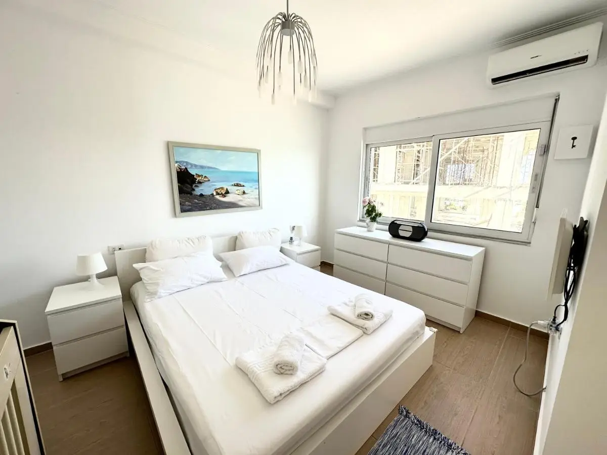 K&T Infinity View Seaside Apartment