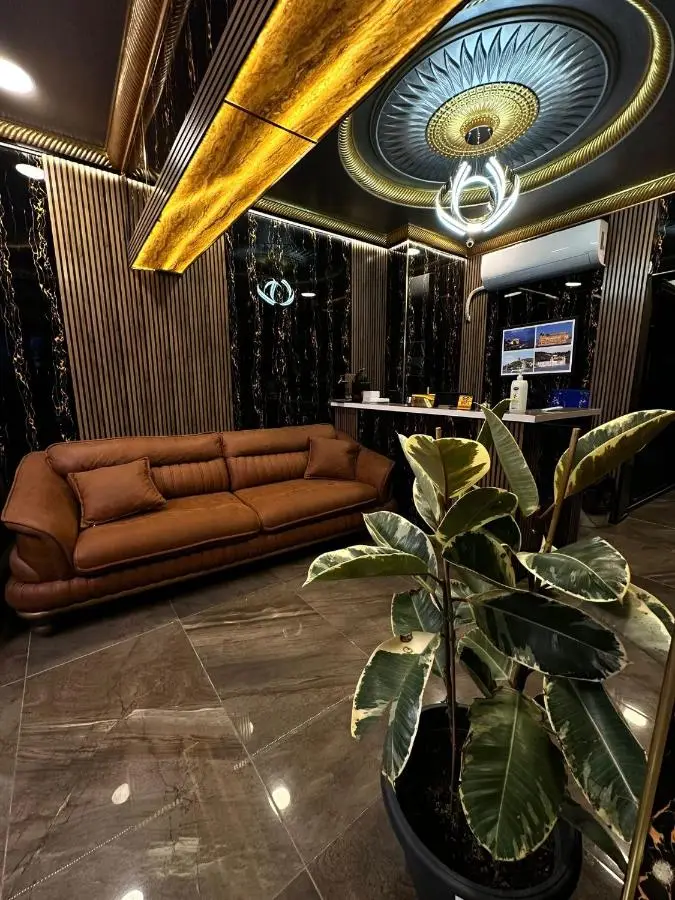 AVRASYAQUEEN HOTEL