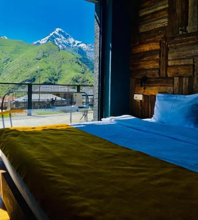 Hotel Misty Mountain